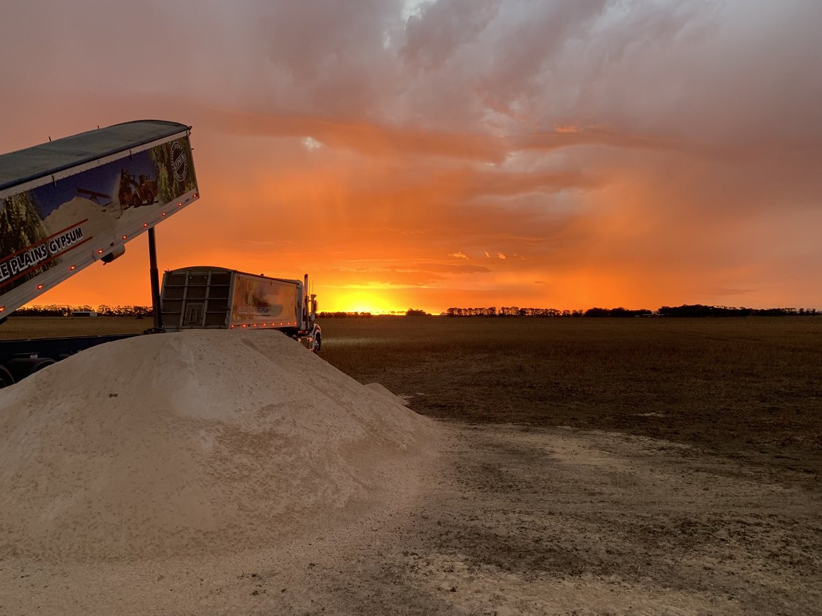 2Stacky's tweet image. #cookesplainsgypsum