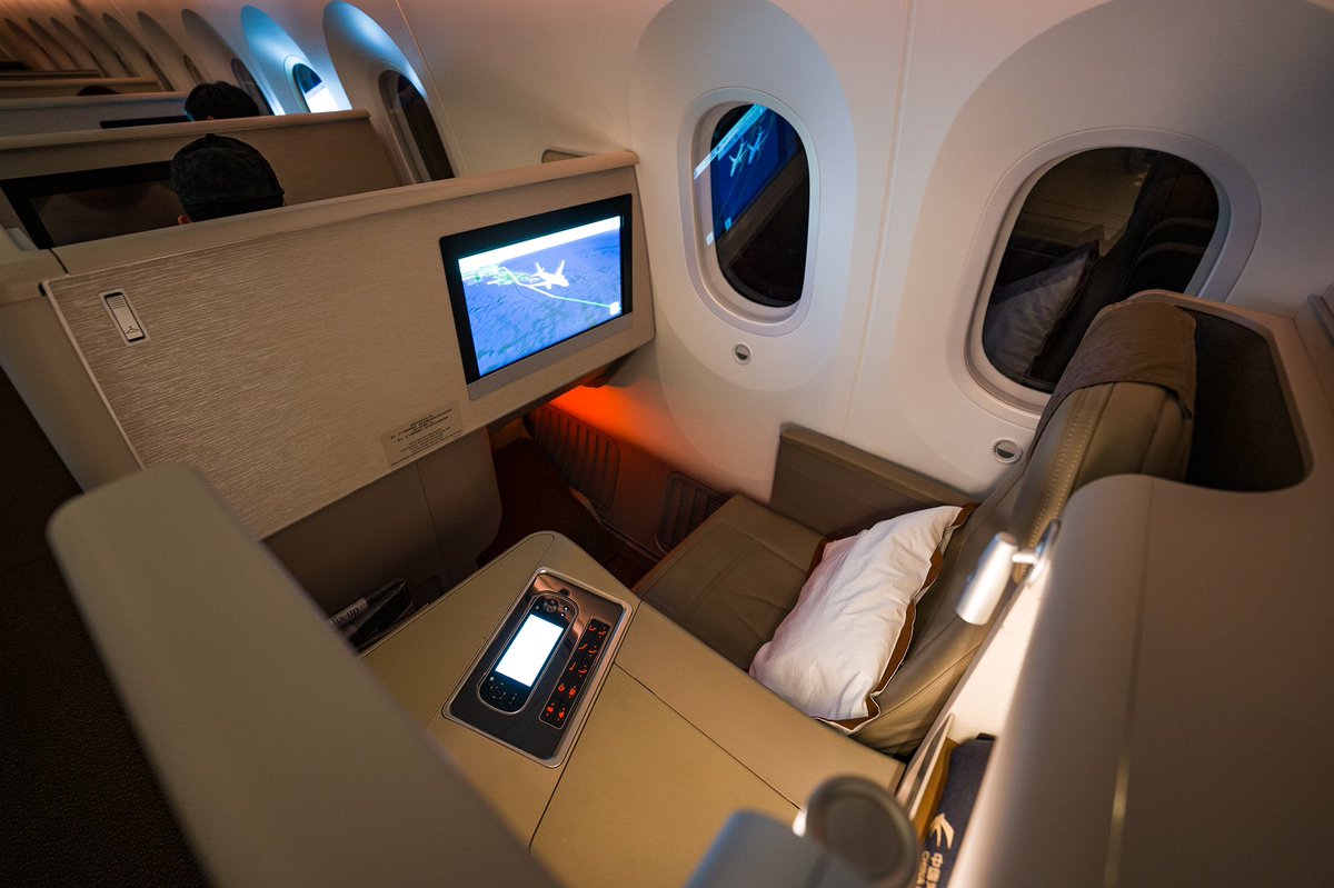 #MU780 from Auckland to Shanghai with China Eastern back in January. Stay safe and healthy my friends