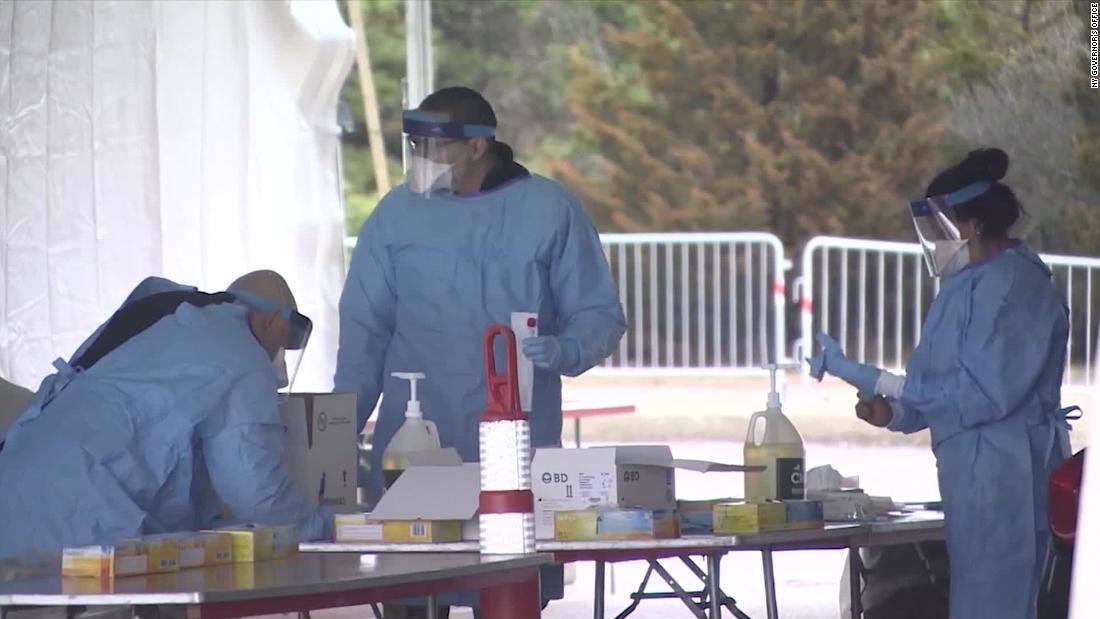 CNNPolitics's tweet image. US intelligence warned President Trump in January and February as he dismissed the coronavirus threat, The Washington Post reports cnn.it/3dld7GM