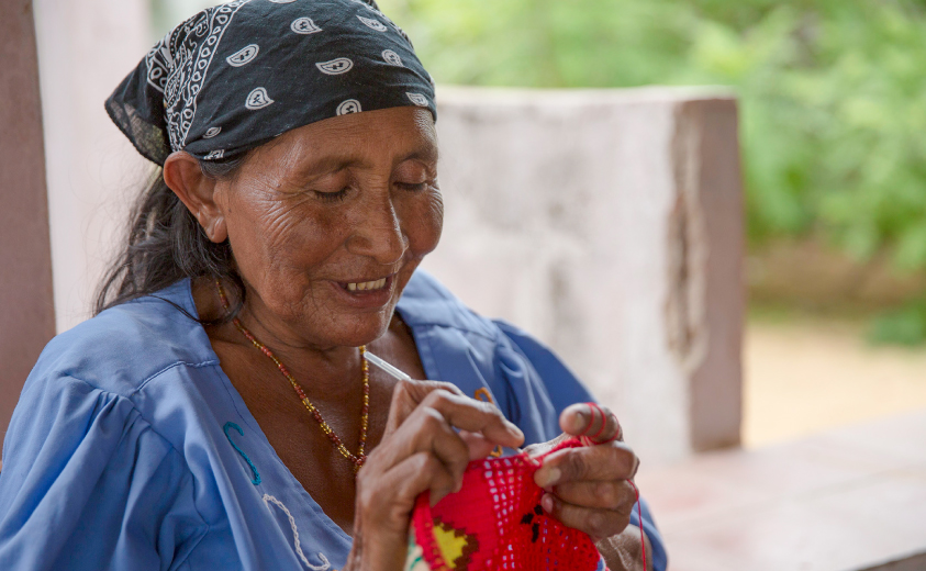 artesaniasdcol's tweet photo. Si eres artesano con el #ProgramaBEPS y la #EstampillaProcultura, puedes acceder a una anualidad vitalicia.
Acá te contamos más 👉 https://t.co/e7q1Aibgc7 https://t.co/J6pO2w31rY