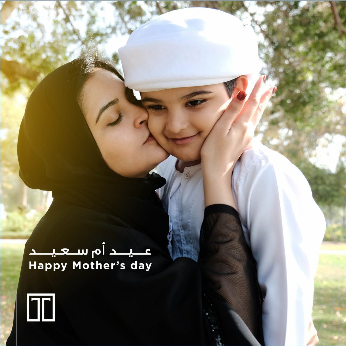 tamouhUAE's tweet photo. Wishing all moms a Happy Mother’s Day! #UAEMothersDay #Tamouh #HappyMothersDay https://t.co/CcmElxEBHu