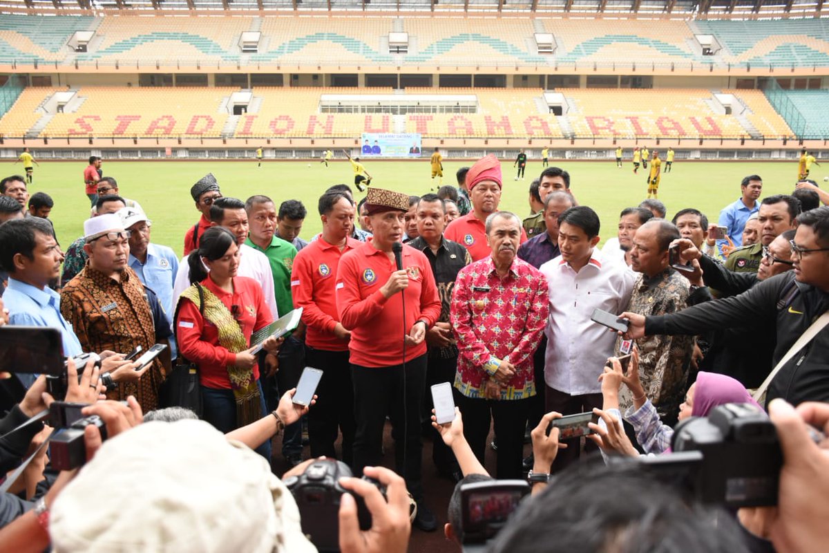 redsjoinshow's tweet photo. Di The Reds Join Show episode XI ini, kita tengok persiapan Indonesia menjadi tuan rumah Piala Dunia U-20 2021. Bagaimana kesiapan Pekanbaru dan Stadion Utama Riau menjadi salah satu nominasi penyelenggaraan Piala Dunia U-20? Selengkapnya di  https://t.co/VUfCssXL8P
#LawanCorona https://t.co/znQ7iuurH5