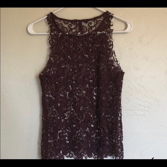 _mrsred09's tweet photo. So good I had to share! Check out all the items I'm loving on @Poshmarkapp #poshmark #fashion #style #shopmycloset #americaneagleoutfitters #whitehouseblackmarket #yoki: https://t.co/J0DxaABx4o https://t.co/ILWOSd3HOS