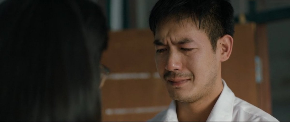 mukcornflakes's tweet photo. วันนี้จะมารีวิว พึ่งดูหนังจบจาก #NetflixTH คือหนังดีมาก(ก.ไก่ล้านตัว) ชั้นร้องไห้เกือบทั้งเรื่องอ่ะ แบบตาบวมไปหมด ดิวภพเล่นดีมาก ทั้งตอนวัยรุ่นกับตอนโดด้วย 100000/10ไปเลย รักเรื่องนี้อีก1จ้า #ดิวไปด้วยกันนะ 
#เวียร์ศุกลวัฒน์ https://t.co/BW2BRbM4Gq
