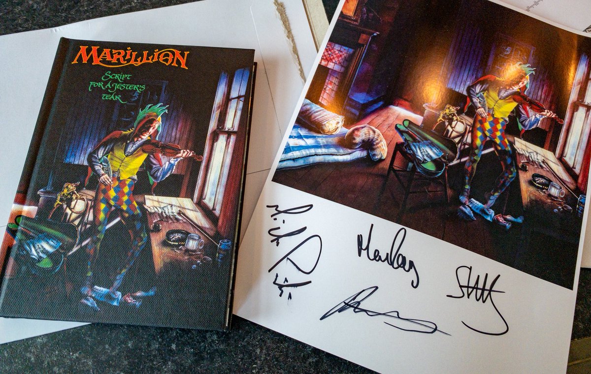 Daz_World_'s tweet image. Nice!!! 🤩👍👍👏👏👏
#marillion #prog #scriptforajesterstear