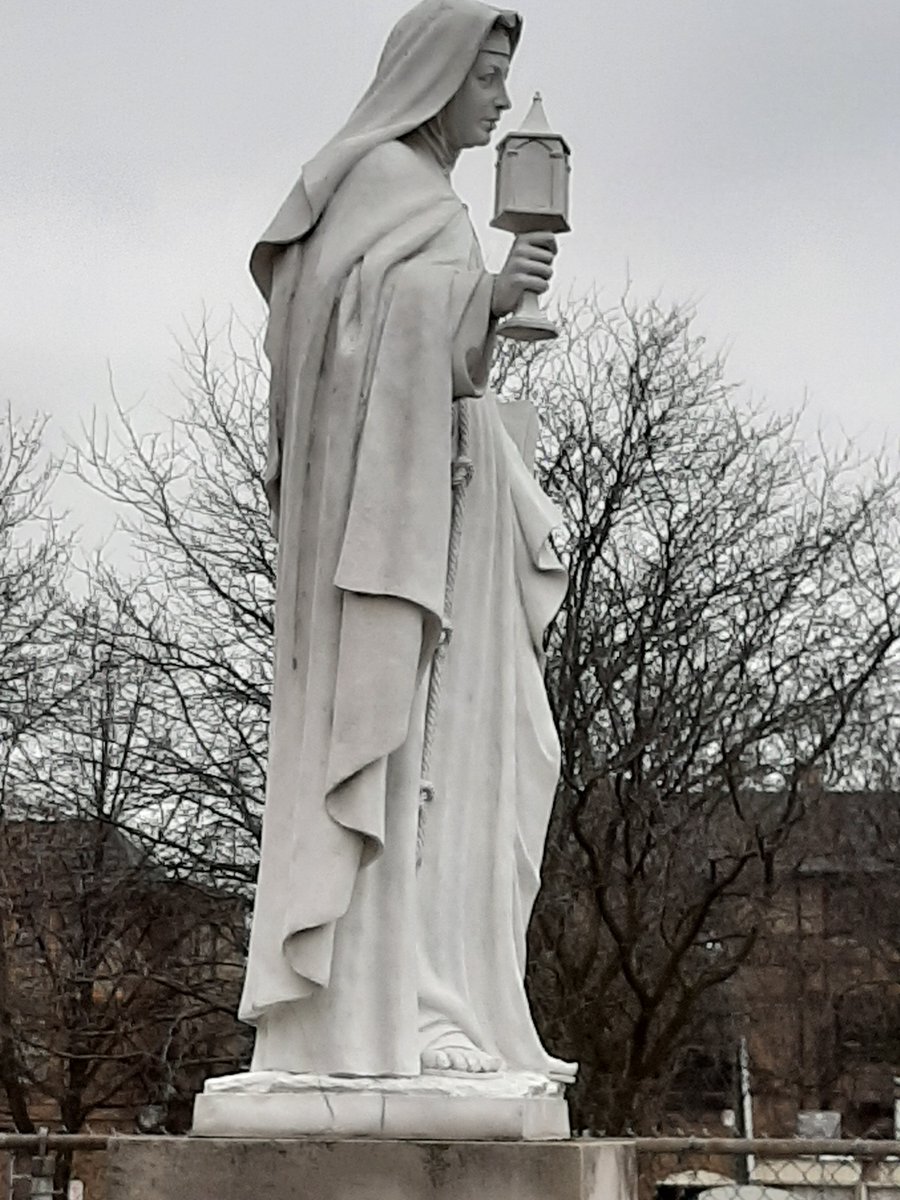 RocheJacqueline's tweet photo. @aumkeshavsharma #God. #GodCreatedEverything.
Including this lady...
"God Works Through Artists."
#Artist #VisualArtist
#sculpter #painter
#sculpture #painting
#poet #playwright #musicians
#poetry #plays #music
#photographers
#PhotographyIsArt
#ArtIsLife
#Life #photographer @RocheJacqueline https://t.co/27xPKbUswe