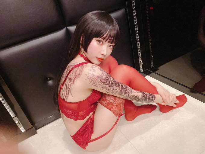 コスプレイヤーりなしぃのTwitter画像30