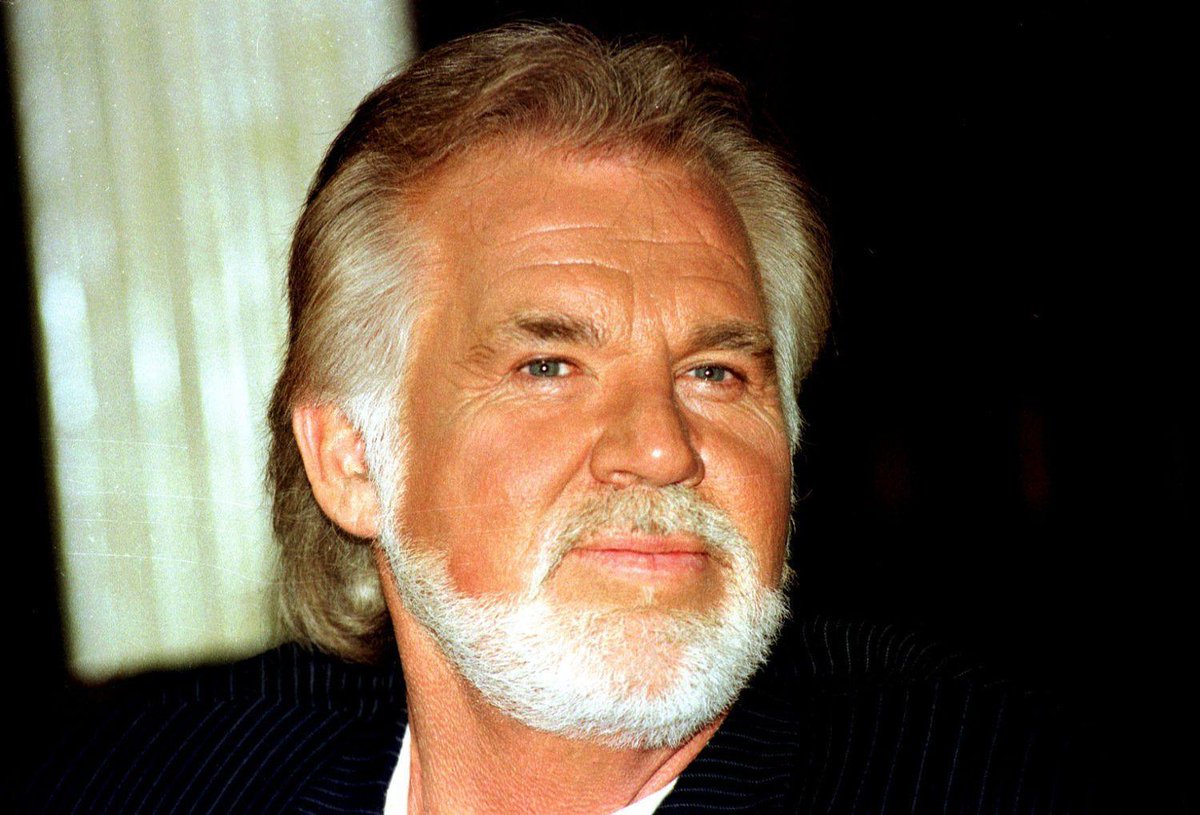 Muere Kenny Rogers, estrella de ‘country’, a los 81 años elpais.com/cultura/2020-0…