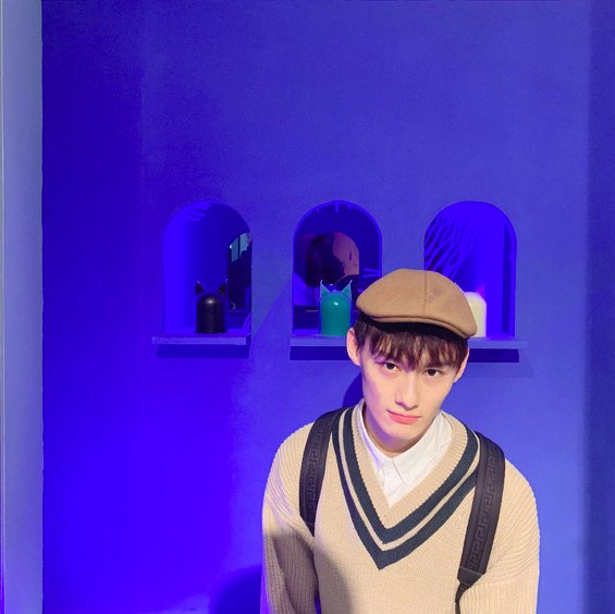 wang zhuocheng being the boyfriend that he is; a (very necessary) thread