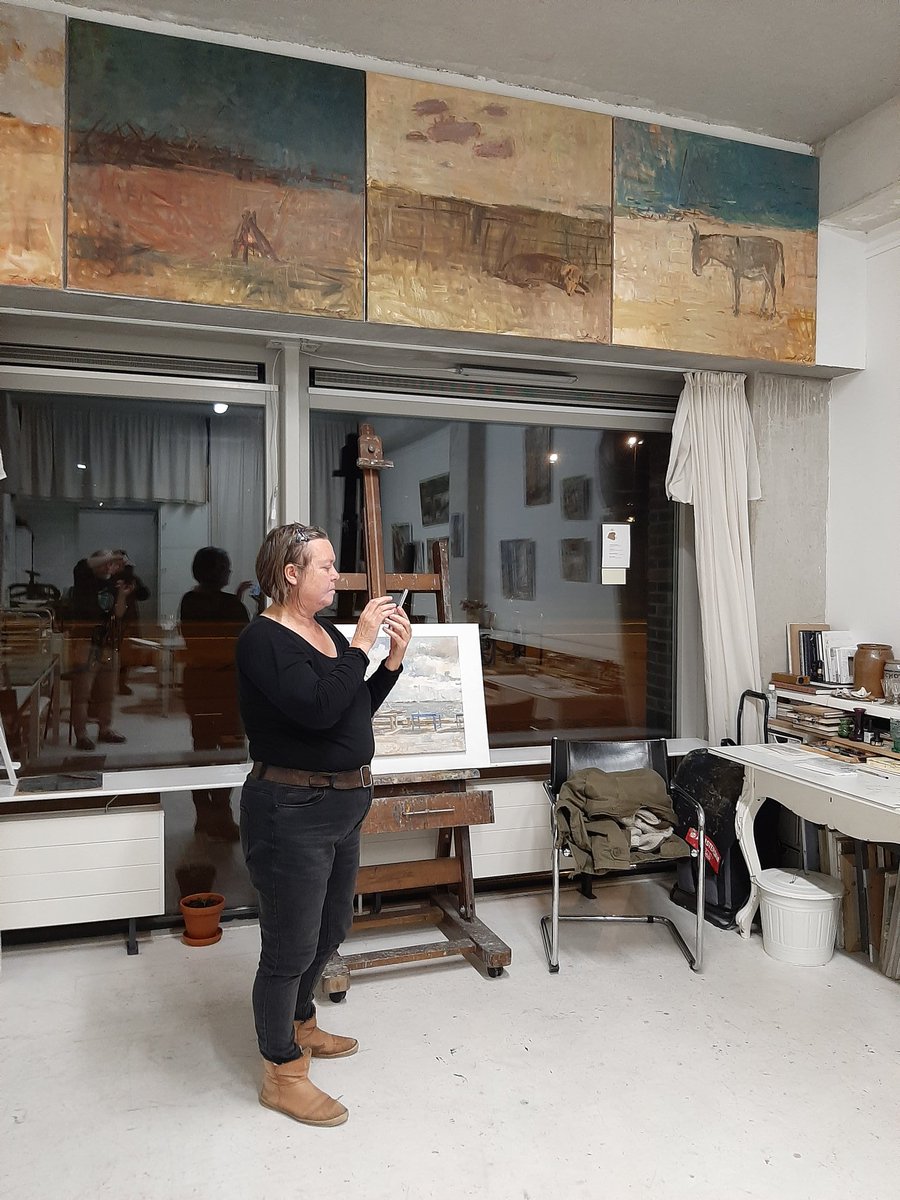 GalleryPR2's tweet photo. Me at my Studio in Amsterdam https://t.co/od7F67r3Xc