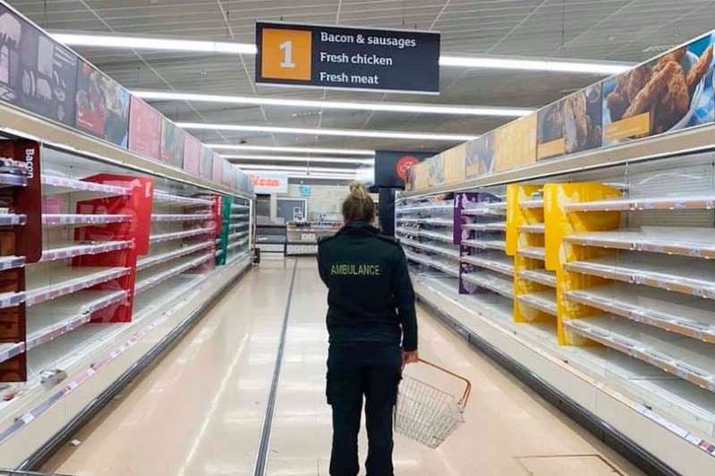 TheRockFairyHQ's tweet image. I’m not sure who to credit for this photo but wow is it powerful. Please remember that we need to look after EVERYONE. #CoronaCrisisuk