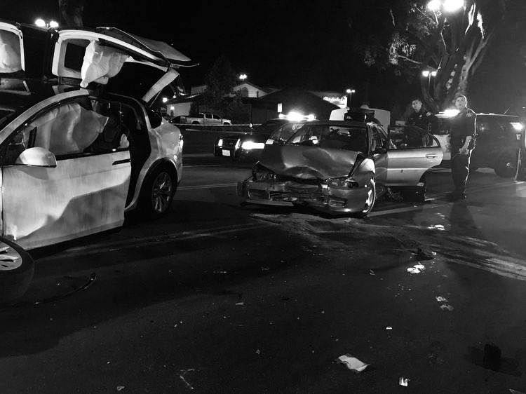 Nyeonie_'s tweet photo. SAIDA TAGALOG - ENGLISH AU

After getting into a car accident, she doesn't remember any memories of her with sana. instead, she remember it with momo. https://t.co/A2gWAoRfrH