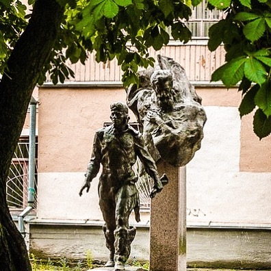 Дорогие псковичи, коллеги, читатели библиотеки и не только!
⠀
Предлагаем вам поддержать проект Псковской областной библиотеки для детей и юношества имени В. А. Каверина на создание арт-объекта «СЛОВОМ И ДЕЛОМ», который участвует во Всероссийском конк… ift.tt/395G7yX