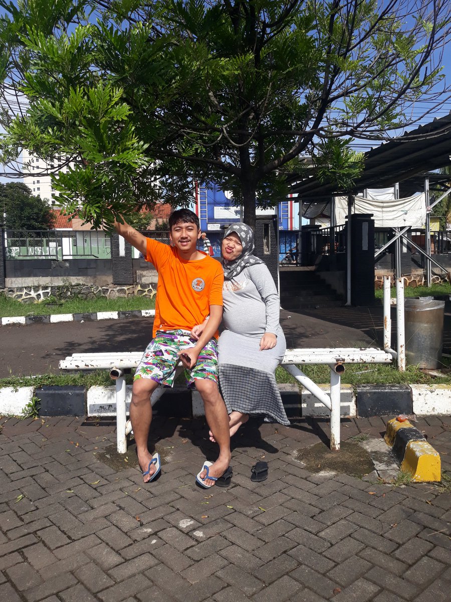 whandayanii's tweet photo. Jalan jalan pagi 😜 https://t.co/TiKj0rcymz