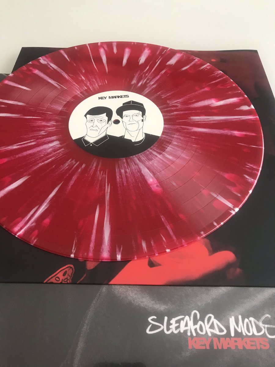 McdowellGareth's tweet photo. @fit_as_fuc @sleafordmods @normanrecords Nice surprise delivery this morning well chuffed ! https://t.co/DzqrhKJixJ