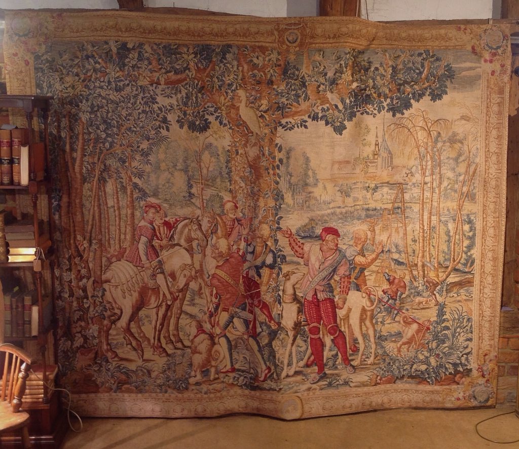 eversleybarn's tweet photo. #vintagetapestry #vintagewallhanging #vintagedecor #tapetrys #wallhangings #decorativeantiques #medievalscene #judismithantiques at #eversleybarnantiques https://t.co/Tu9ZUsQLKA https://t.co/QpXDsGaKJo