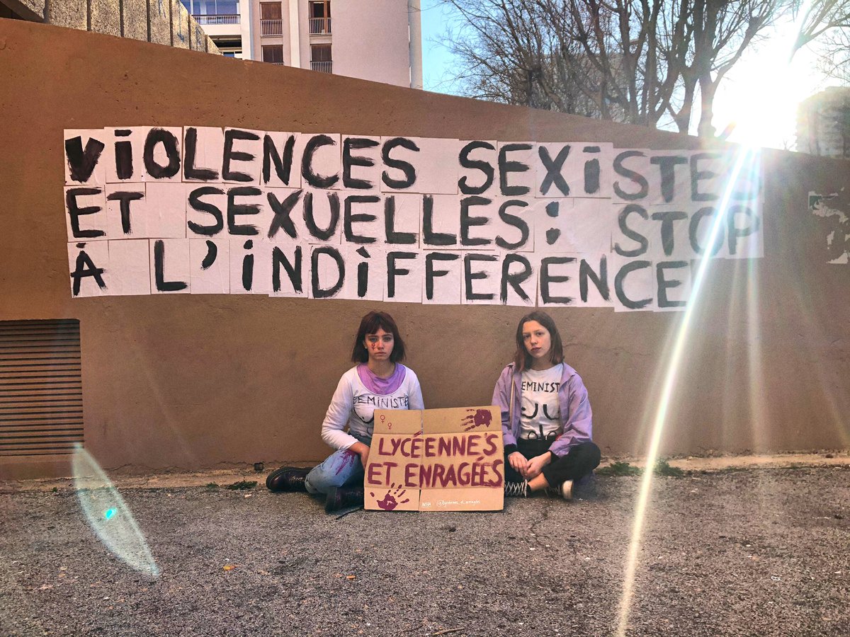 LEnragees's tweet photo. #lycéennesetenragees #stopauxviolences @CollagesParis @CFeminicides #stopalindifference https://t.co/RGaOjnLOCY