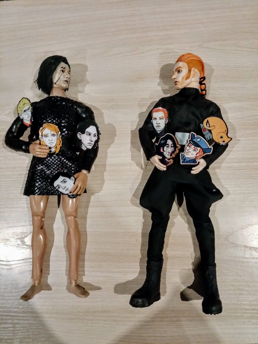 aldonsanp's tweet photo. My dolls with their gifts https://t.co/2g90UphSUV