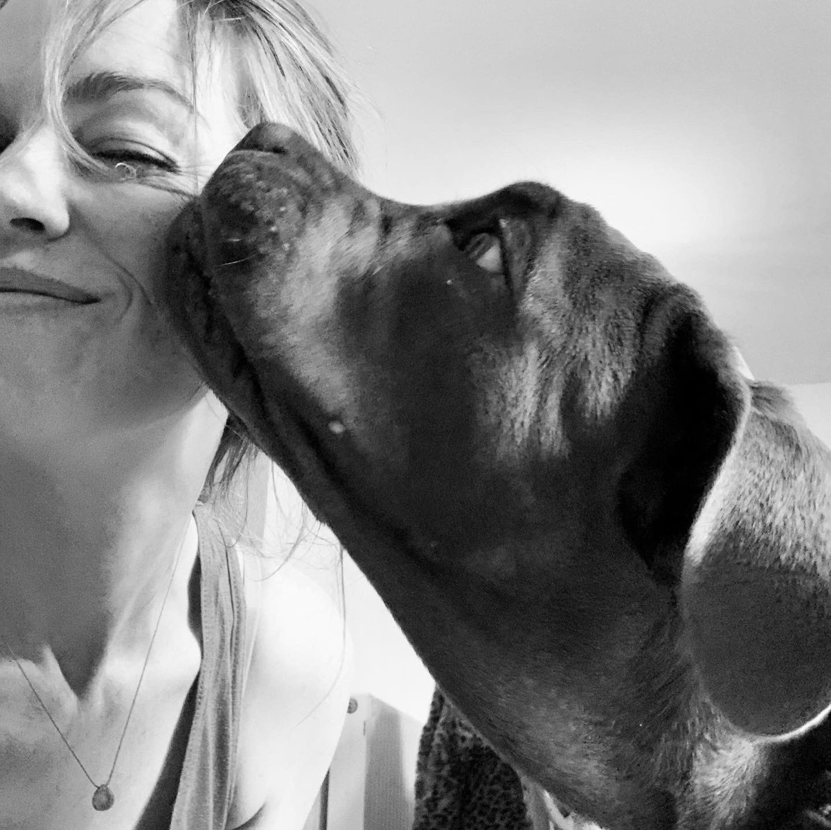 Ginger_Pigg's tweet photo. My yoga studio has closed but are going live streaming classes 👍🏻 so now I share my mat with this absolute babe 💕 #yoga #CoronaCrisisuk #stayathome #mentalhealth #yogi #namaste #selfisolating #puppy #canecorso #italianmastiff #newquay #oceanflow #cornwall #dogo https://t.co/vwsh5y5MuY