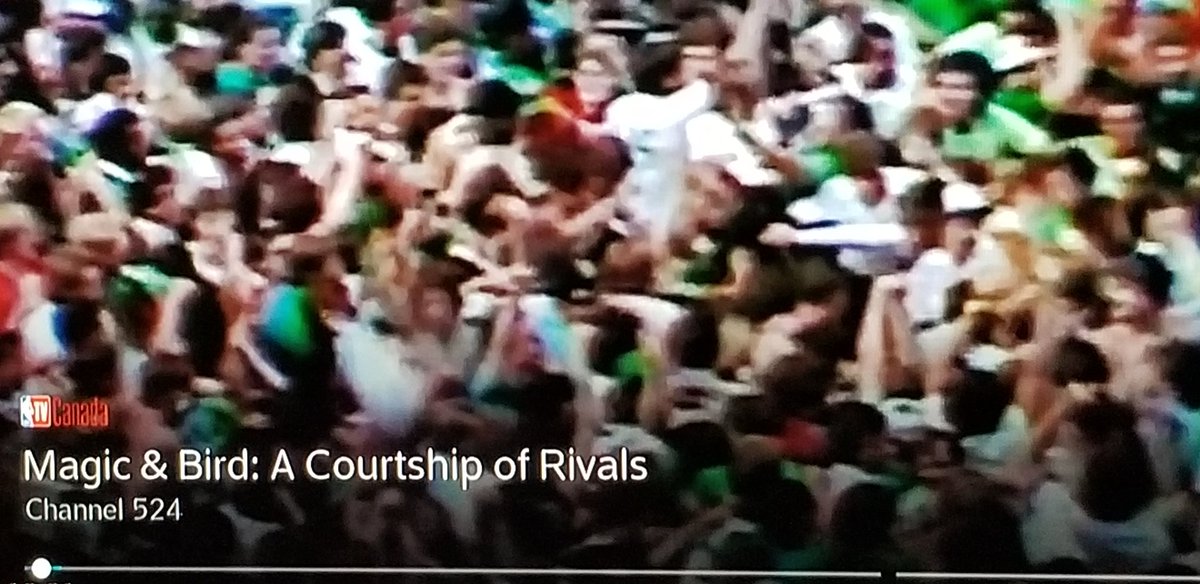 RaptorsDevotee's tweet image. Can you imagine the court looking like this after the championship was won? Puts in perspective what happened to Masai by that litigious sheriff for no reason. #DifferentEra