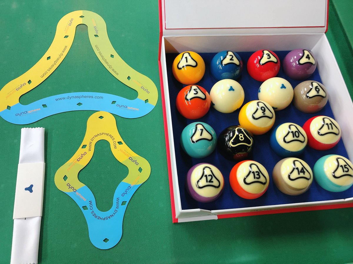 Billiards Darts Ban ダイナ スフィアボールが23年までの間 Japaが主催する各種大会で使用されることとなりましたね Banも色など感触に慣れる為にも花台専用に買いました 撞いてみたい方は是非banへ ダイナスフィアボール ビリヤード Japa公式