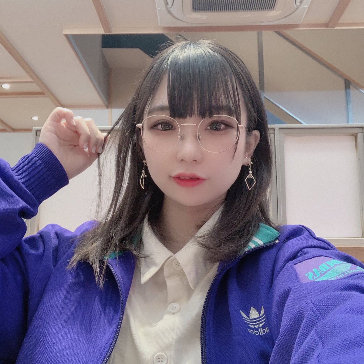 momo_fip's tweet photo. 始まってるよー
https://t.co/sPubDkivOD https://t.co/3OOZ0n4zil