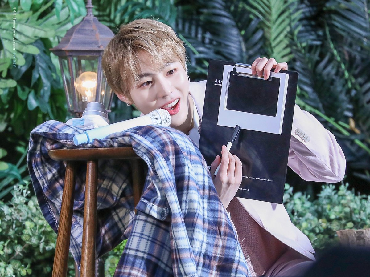 sungwoonsarang's tweet photo. 💝하성운 상랑해💝

#하늘의전부_하성운_생일축하해
#HAPPY_HASUNGWOON_DAY
#하성운 #HASUNGWOON @gooreumseng @HSW_officialtwt https://t.co/BQ7SMpuKRu
