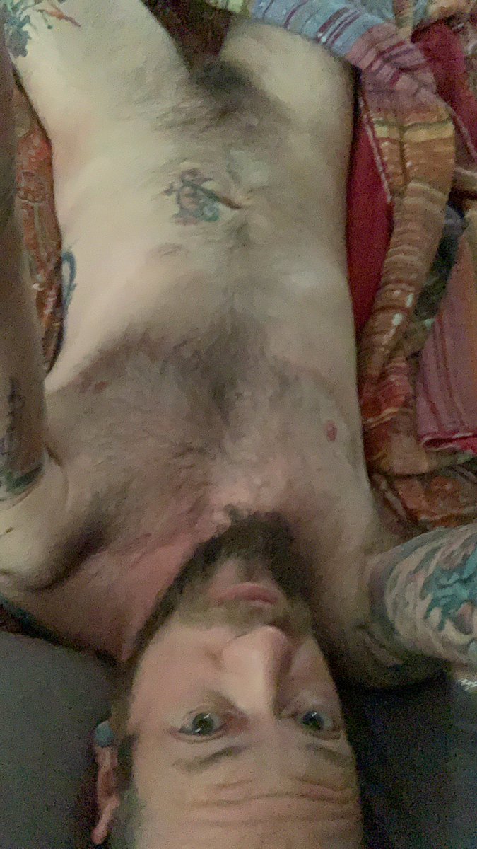 Oyleslick's tweet photo. Bored and Horney https://t.co/G2hdXm7T9t