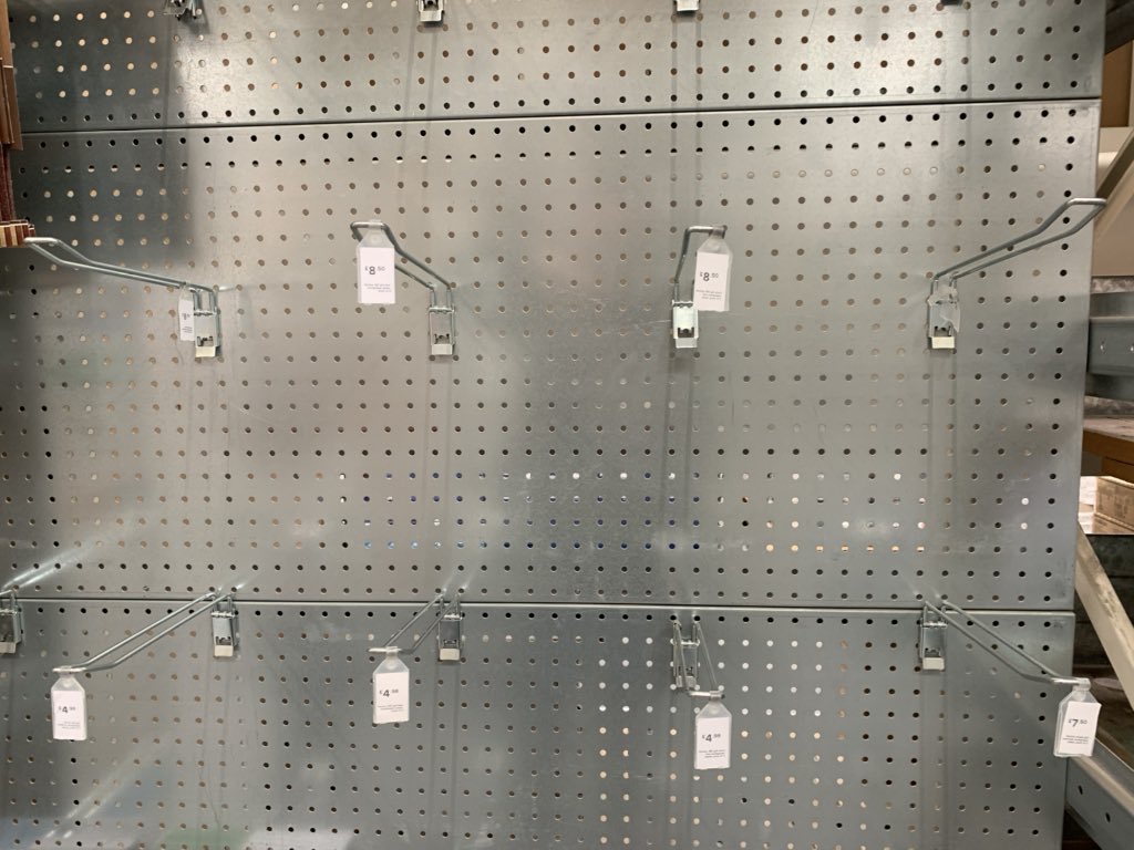 MattChorley's tweet photo. No sand paper. The toilet roll shortage has taken a dark turn https://t.co/ly9K5RyJ01