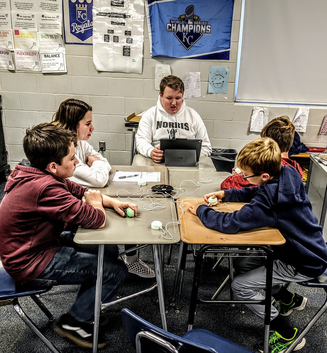 Perris1975's tweet photo. In January these @NMS_Titans #HistoryBee students got a little coaching from a @NHS_Titans quizbowler. After months of hard work, today they would've absolutely rocked their @iacompetitions regionals. #BrightFutures #NorrisTitans #BeNorris https://t.co/9K0ZIqTf4a