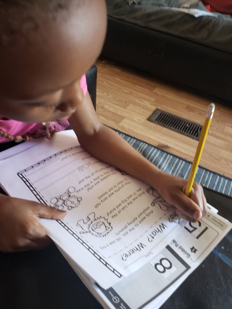 hare_willis's tweet photo. Monday we planned for Remote learning. Tuesday learning packets were sent out to scholars. By Wednesday we were receiving pictures of our scholars continuing to learn. This is how we do it at WHES!!!! https://t.co/lmU01qHmlq