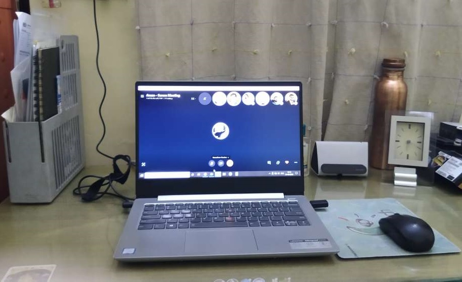 bkmookerjee's tweet photo. @IngenuityGaming  Day # 3  - WFH as you can see plenty of scope for improvement for a clutter free and brighter work space. https://t.co/oGC9o6SVcj