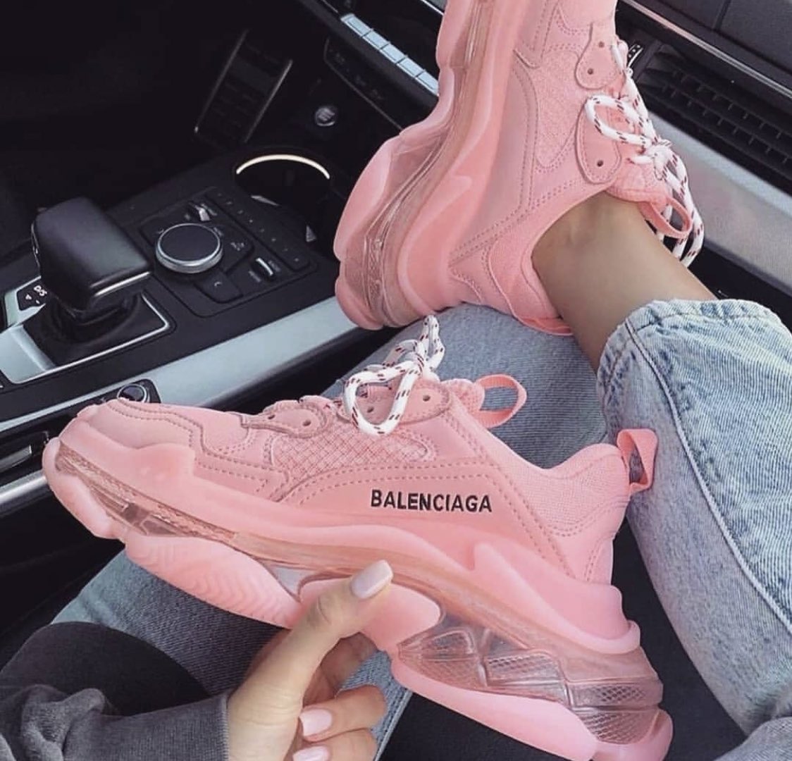 204Fashion's tweet photo. Balenciaga | 204Fashion https://t.co/jW5lrlLVft