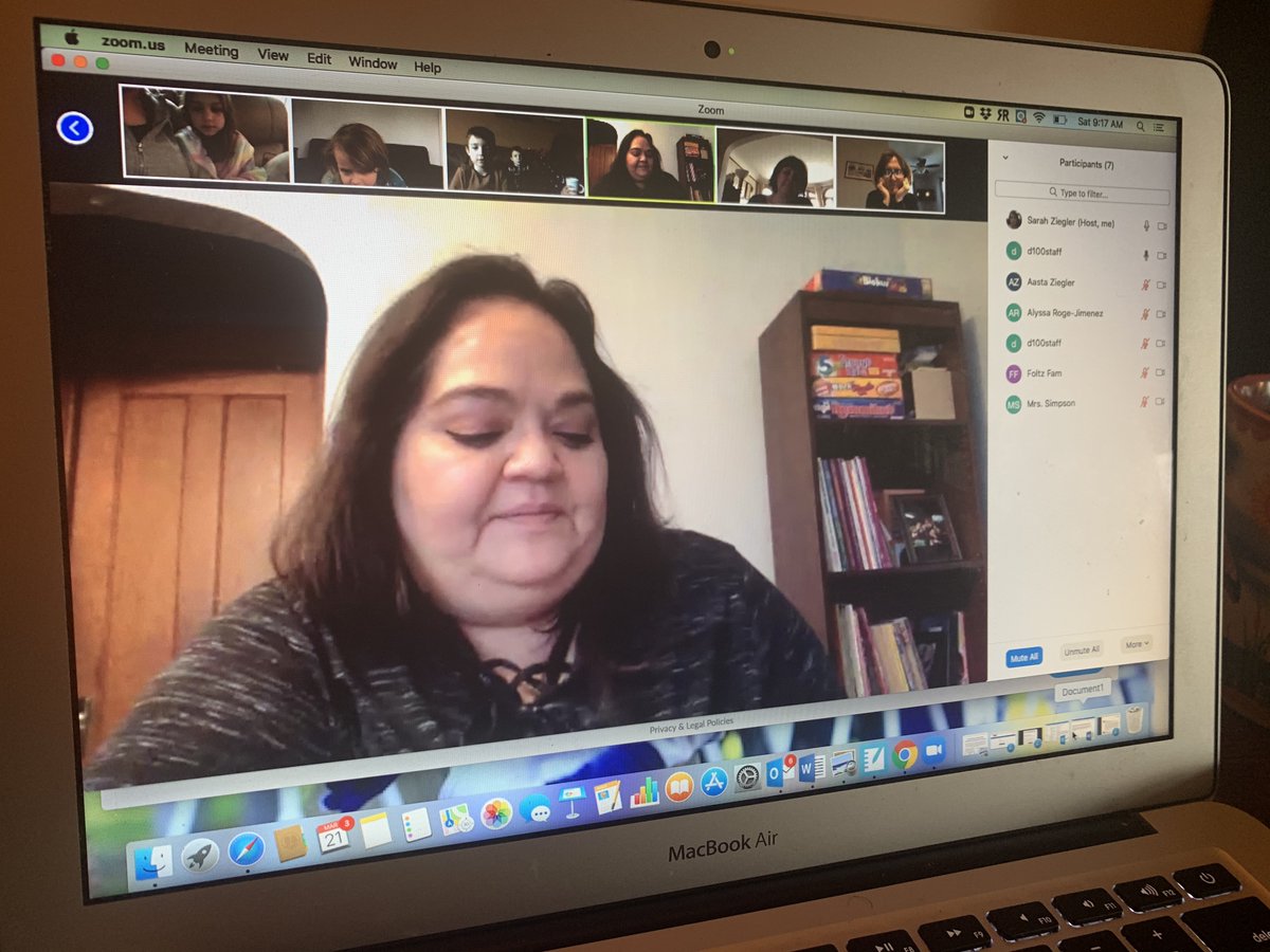 Our Morning Read Aloud today.
Spanish and English!
#panthersathome
#teampershing
#d100inspires