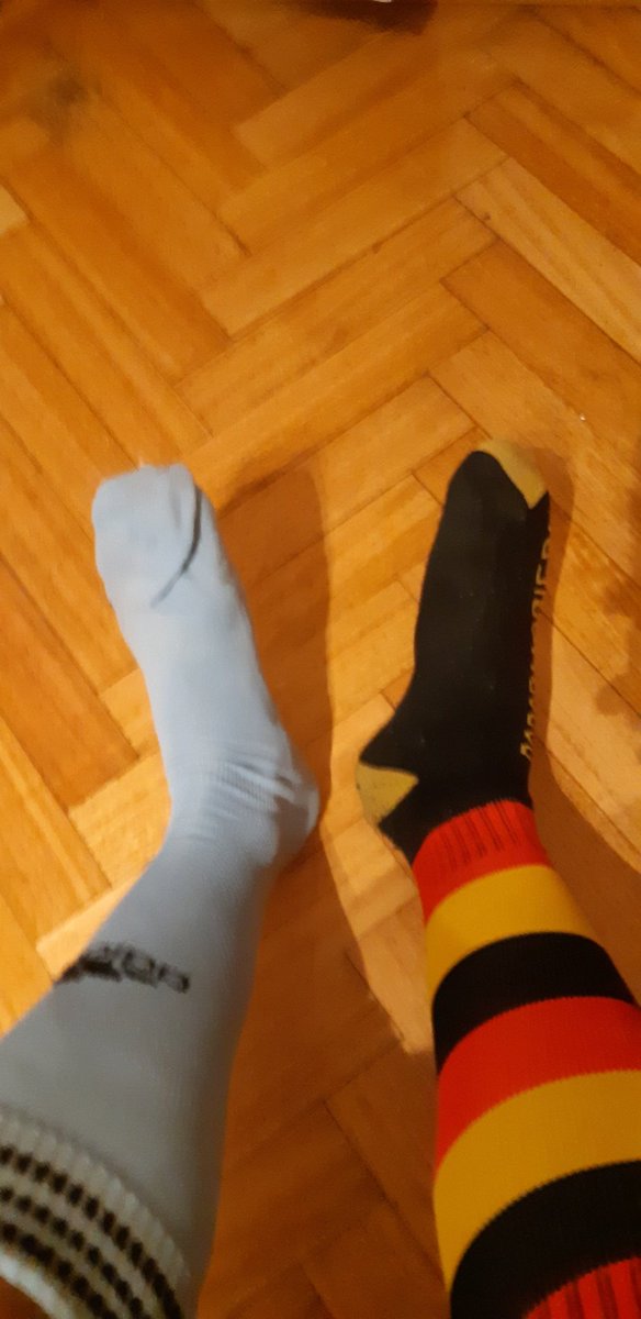 GeroRadi's tweet photo. 21 de marzo día mundial del síndrome de down! Estas personas maravillosas que la vida me permitió conocer. 3/21 trisomía del par 21. #rockyoursocks diferentes pero iguales! https://t.co/ZsM2riy672