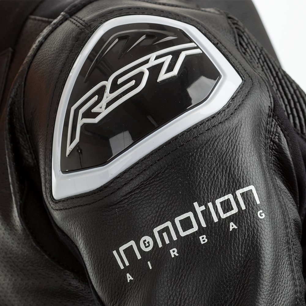 mymoto_uk's tweet photo. 1ST YEAR FREE | The @rstmoto V4.1 Airbag Suit comes with a FREE 1 Year Track Mode Algorithm from @inandmotion.
MORE INFO | https://t.co/uvY4CpBB1e
#rst #rstairbag #rstv4 #racesuit #inandmotion #airbag #mymoto https://t.co/BHdw0Ow88a