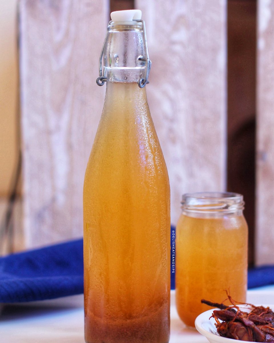 EatsSips's tweet photo. •UKWAJU•
It's currently 31°C in Mombasa and a cold drink is most welcome. And ice cold Tamarind Juice(Ukwaju) goes well with this heat and the good thing is, I made some. #tamarind #ukwaju #juice #refreshing #hotday #drinklocal #foodie #homemade #foodblogfeed #DelishEatsandSips https://t.co/HA7AAI56lK