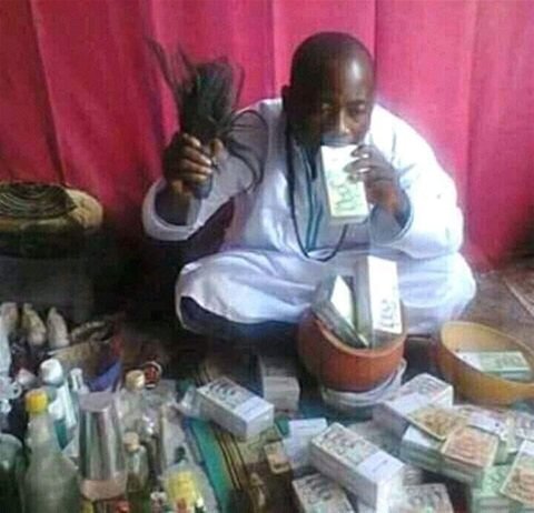 an_marabout's tweet photo. Voir cette photo Instagram de @papahazounme https://t.co/G7ag10DQ6h https://t.co/2AxMHnC0y9