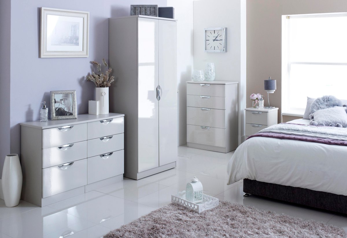 QLMHome tweet picture