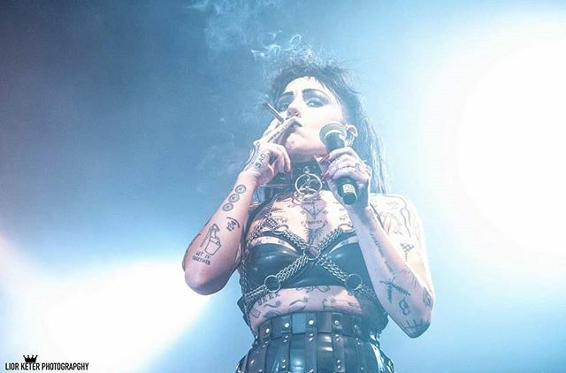 FINAL DAY - "Concert Portrait Gallery" Thanks to @liorkmusicpix for tagging us as part of our challenge to showcase the best portraits worthy of printing and hanging in a gallery or home! To participate in the challenge, subscribe w/ us at audio-love… ift.tt/2JhcKj3