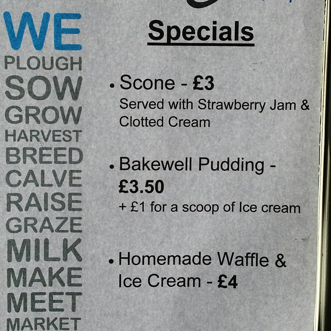 Our ice cream parlour is open for:
Fresh pasturised whole milk.
Takeaway food and drink.
Walk around the farm.
See the animals