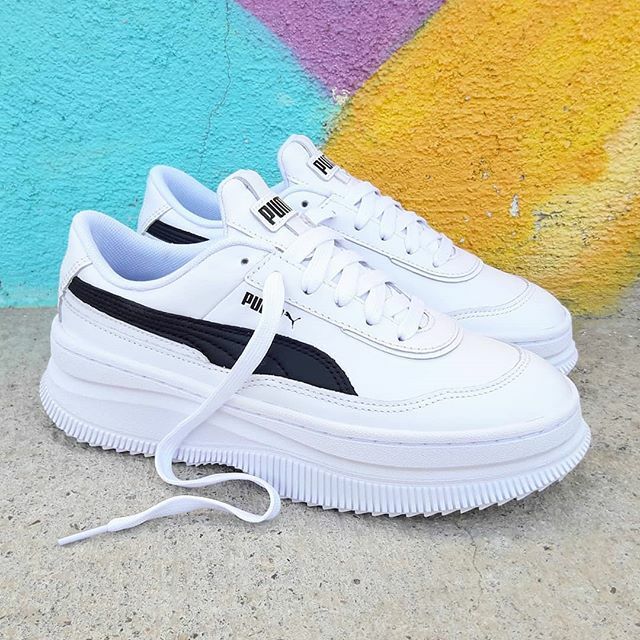 LoverSneakers's tweet photo. Puma Deva White Black 
Size Wmns - Precio: 99,90€
(Spain &amp; Portugal Envíos Gratis a Partir de 70€) https://t.co/nEDa5irsea

#loversneakers #sneakerheads #sneakers #kicks #zapatillas #kicksonfire #kickstagram #sneakerfreaker #sneakernews #solecollector #wdywt #womft #sneake… https://t.co/T0hmInKlyu