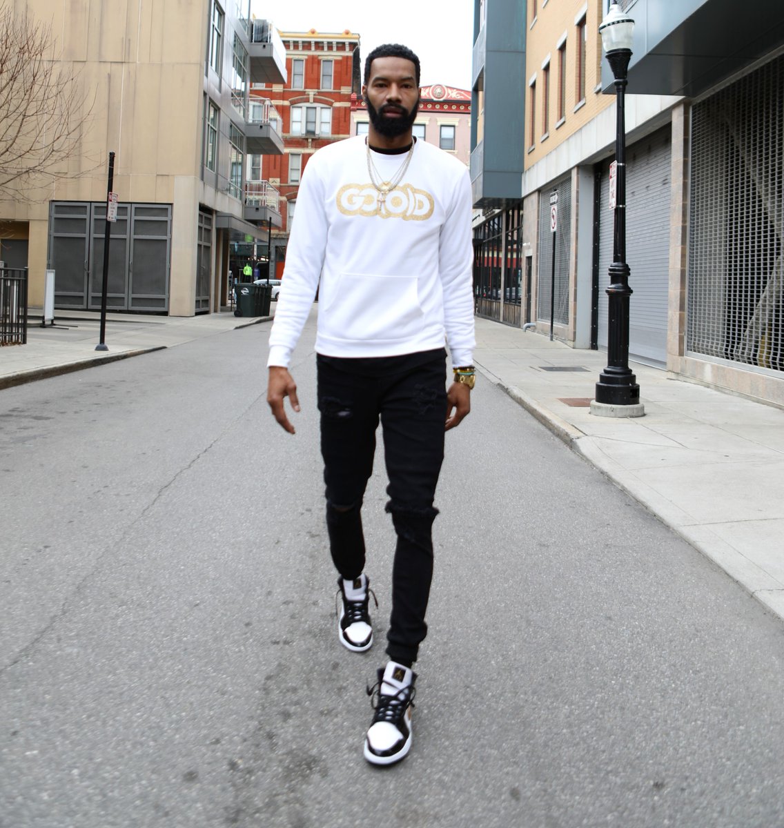 goodcoapparel's tweet photo. White and Gold front pocket sweatshirt.
*LIMITED QUANTITY*
Visit https://t.co/q8QYStGiZY
FREE SHIPPING! Enter code "SHIPFREE" at checkout
#iKeepGoodCo #WearYourselfForAChange #fashion #clothing #apparel #clothingbrand #appareldesign #tees #sweatshirt https://t.co/fFx1xKJ3p7