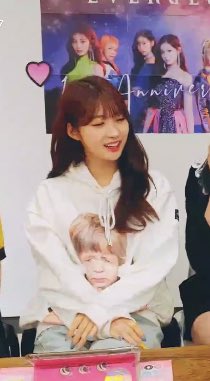 tokkisihyun0805's tweet photo. やっぱり前髪シヒョンって無敵じゃないですか？？？？？？？？？？？？？
#1YearWithEVERGLOW 
#EVERGLOW_1anniversary https://t.co/MEND64YgZo