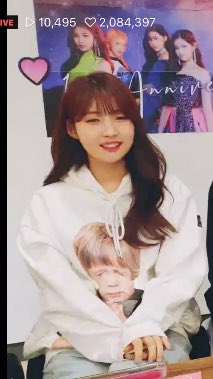 tokkisihyun0805's tweet photo. やっぱり前髪シヒョンって無敵じゃないですか？？？？？？？？？？？？？
#1YearWithEVERGLOW 
#EVERGLOW_1anniversary https://t.co/MEND64YgZo
