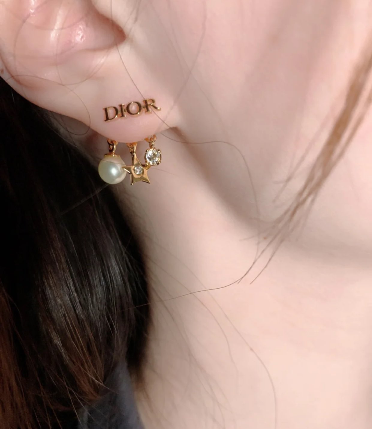 Dior 最高にかわいいピアス 華奢な作りが可愛すぎる 話題の画像プラス