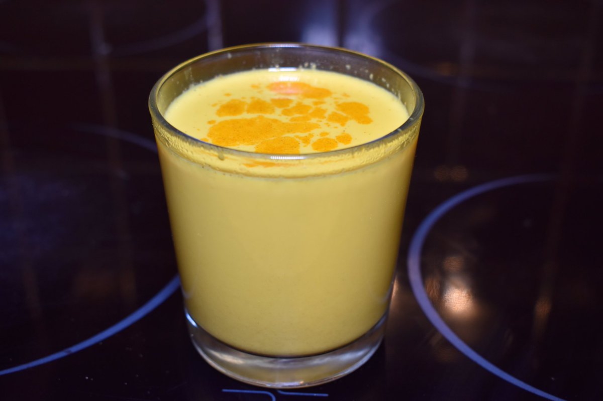 pottoplates's tweet photo. Dear friends,Turmeric Milk|Golden Milk which imrpoves the Immunity Power &amp; also act as good drink to cure cold &amp; throat infection. It has lot of benefits which is very much needed at this time for everyone. 
Full YouTube video: https://t.co/OPPcHVbheo
English Subtitles available. https://t.co/YVuZozgB9D