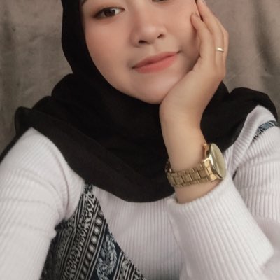 sstyayuu's tweet photo. Setelah sekian lama pakum dr twiderrrrrrrrrr #FotoProfilBaru https://t.co/nnFoQeIWIk