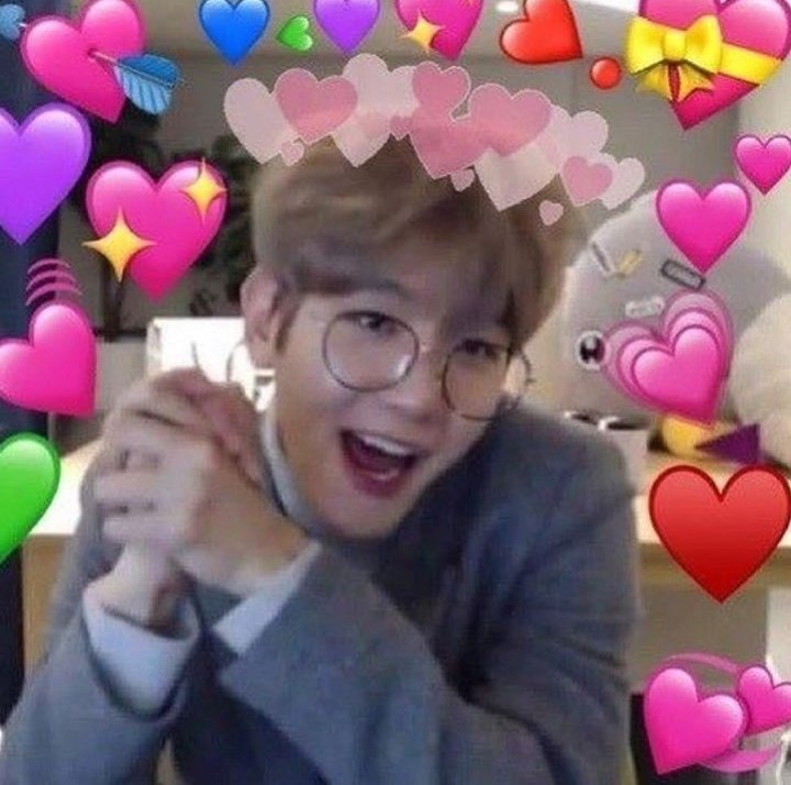 starlisa94's tweet photo. @B_hundred_Hyun I'm Arabic EXO-L.. Oppa please take care of yourself and be alright.. I love you 3000 💜
You are the best.. Please update in Instagram with your photo💜 https://t.co/OMPkVVfwwr
