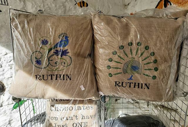 Jus4paws's tweet photo. Dog cat horse ruthin cushion for your mum on Mothers Day only 1 of each h left https://t.co/aW3w5RVG80 https://t.co/U3kHCeimqr